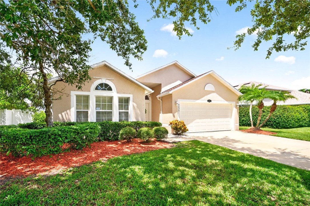 6024 Ridge Lake Circle — photo