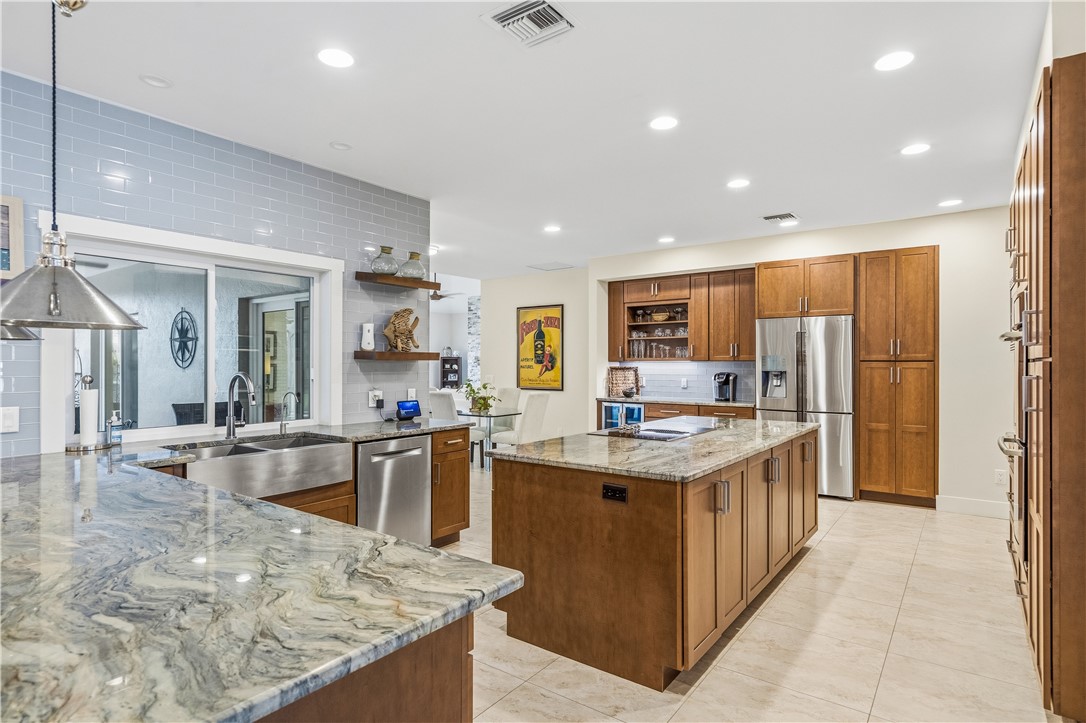 2100 Seminole Shores Lane — photo