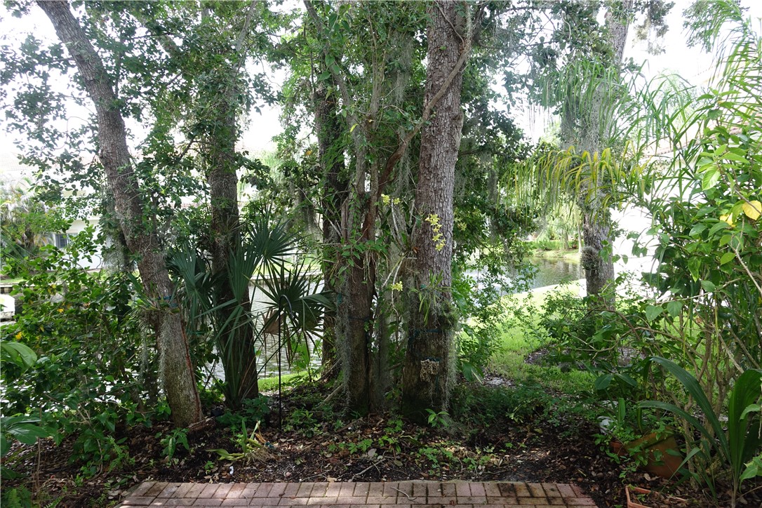 Home in Vero Beach, FL 32962 — photo 3
