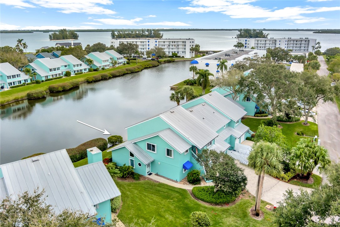 6304 River Run Drive 6304 — photo