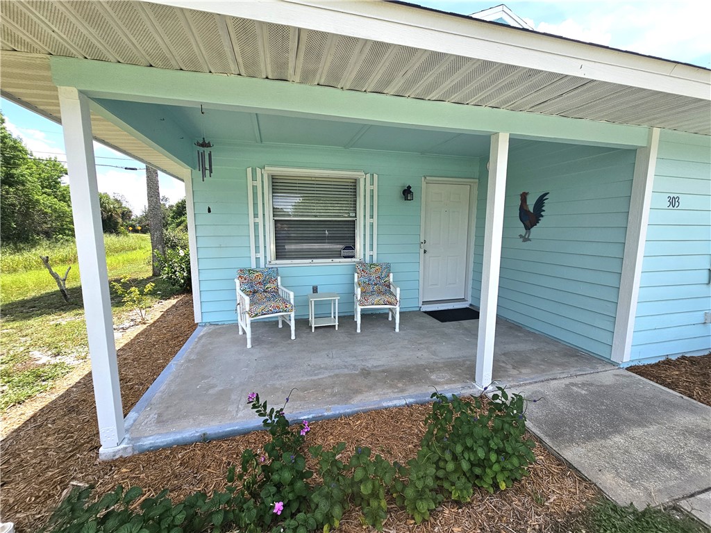 303 13th Place SW — photo