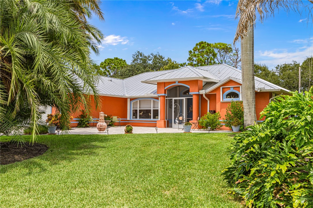 109 Thunderbird Drive — photo