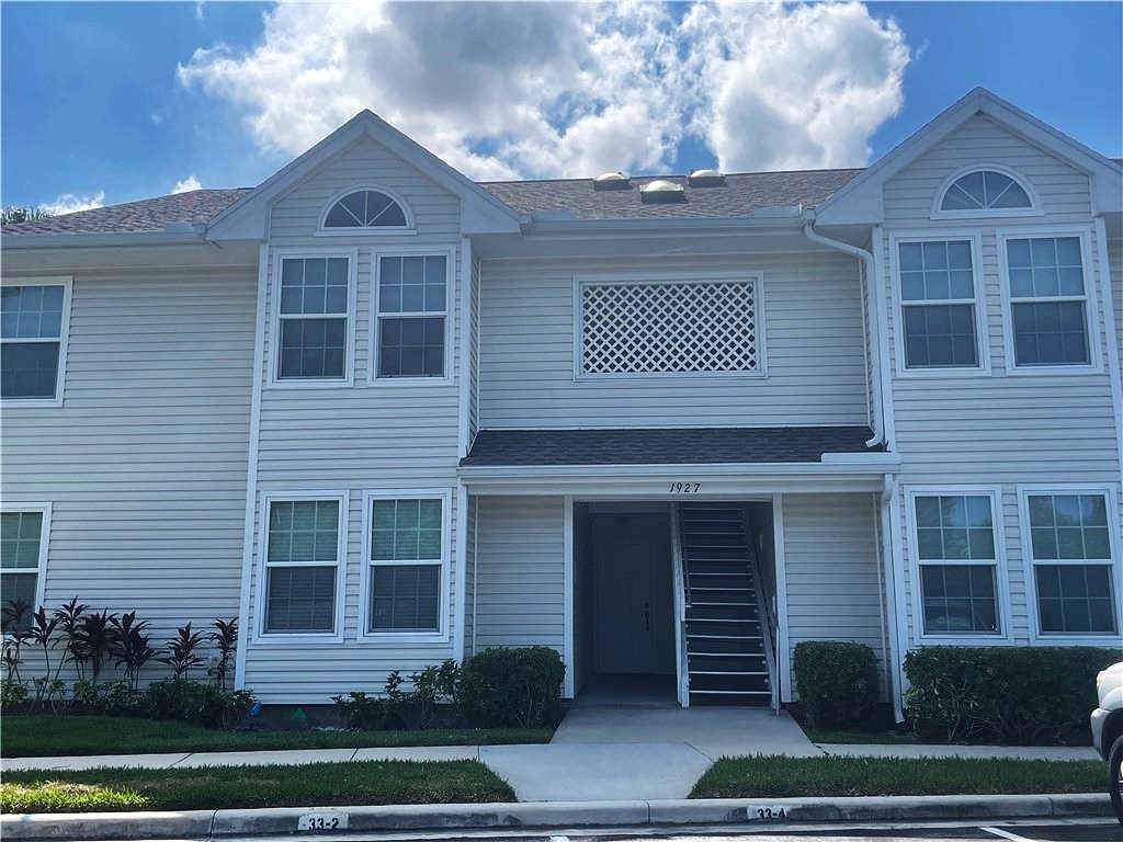 1927 Aynsley Way 33-2 — photo