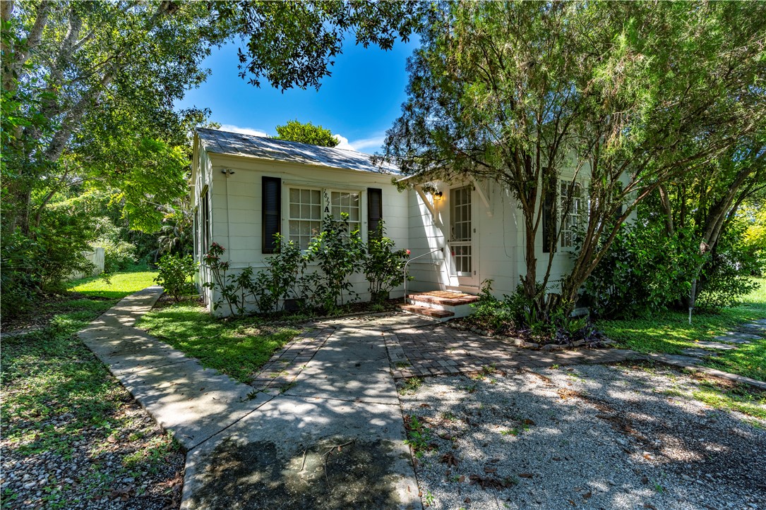Home in Vero Beach, FL 32960 — photo 2