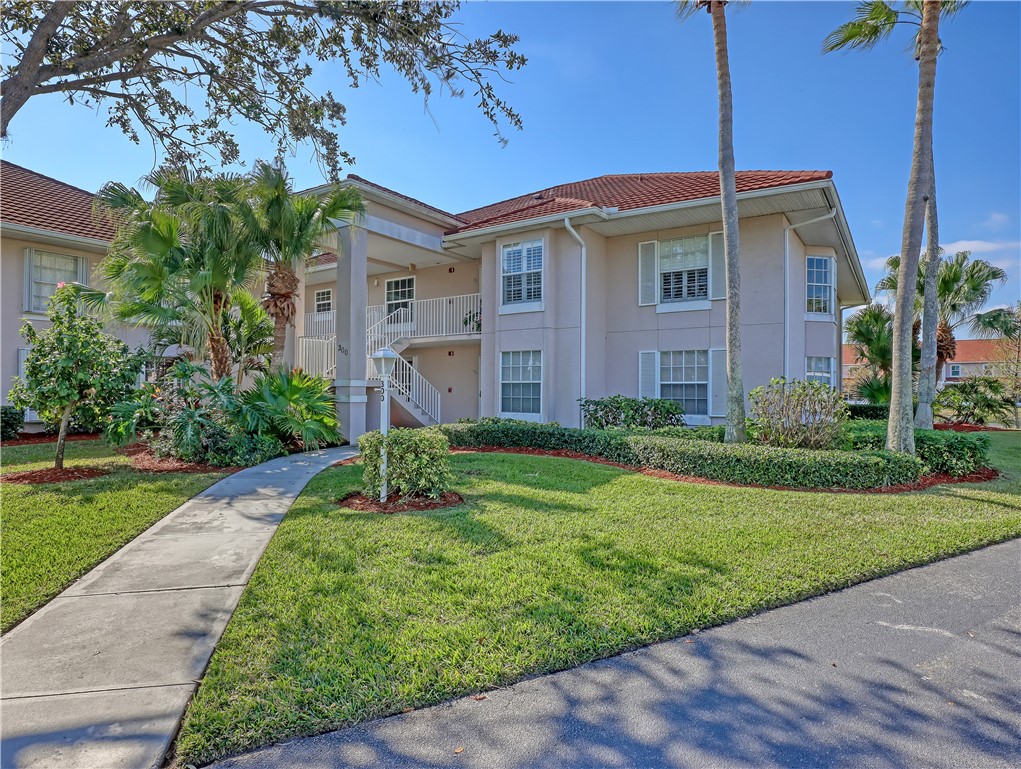 300 Grand Royale Circle 205 — photo