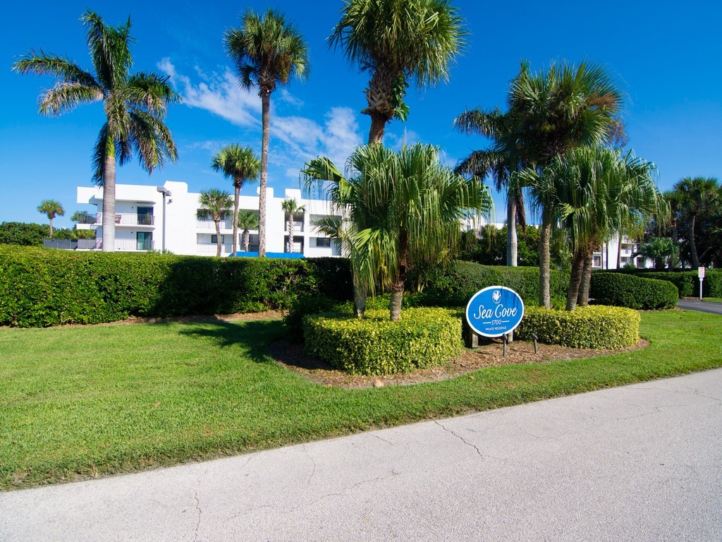 1700 Ocean Drive 202 — photo
