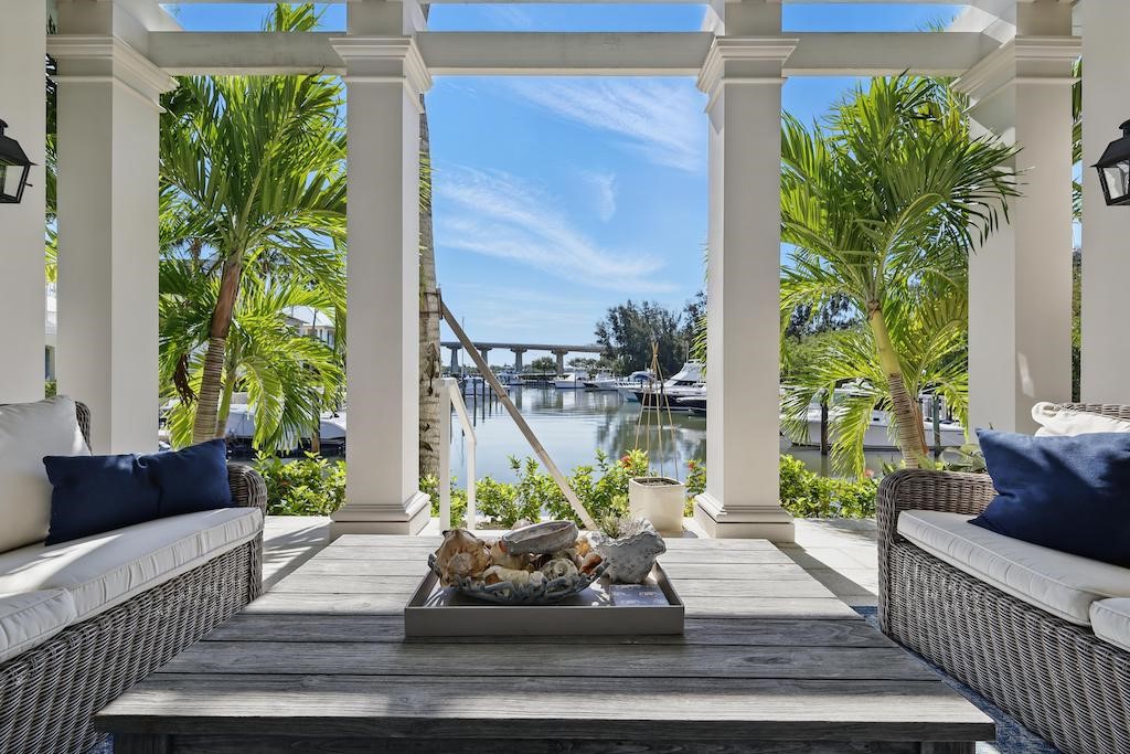 9170 Marsh Island Drive — photo