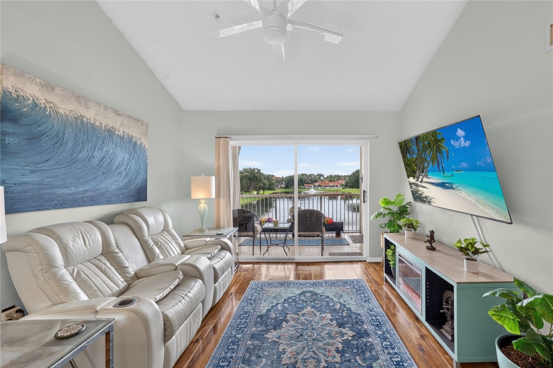1610 N 42nd Circle Unit 308 — photo