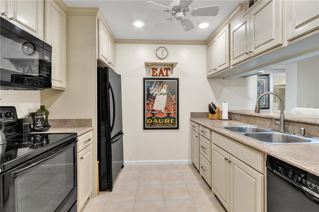 13 Plantation Drive Unit 204 — photo