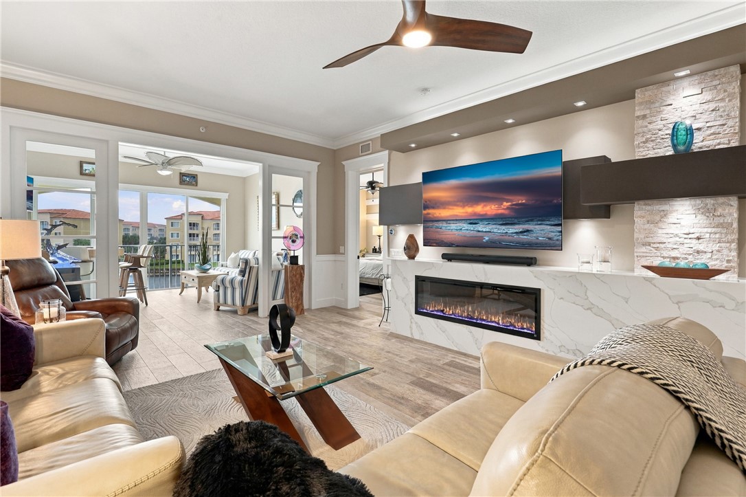 16 Harbour Isle Drive W Unit 306 — photo