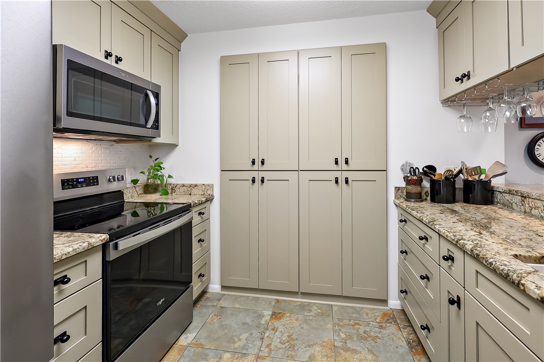27 Plantation Drive Unit 201 — photo