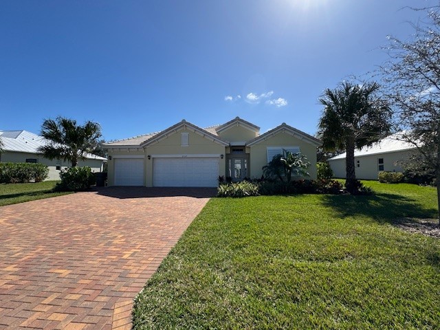 2557 Saint Lucia Circle — photo