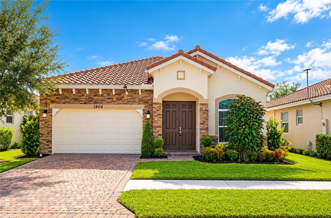 1804 Berkshire Circle SW — photo