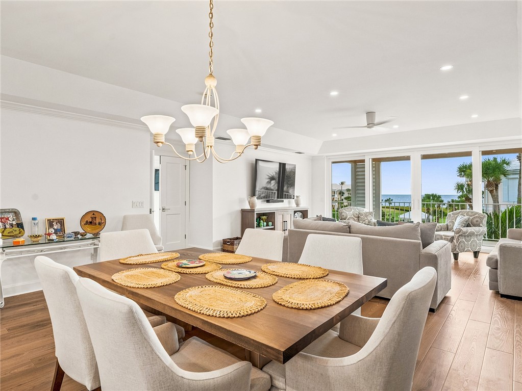 1250 W Southwinds Boulevard Unit 317 — photo