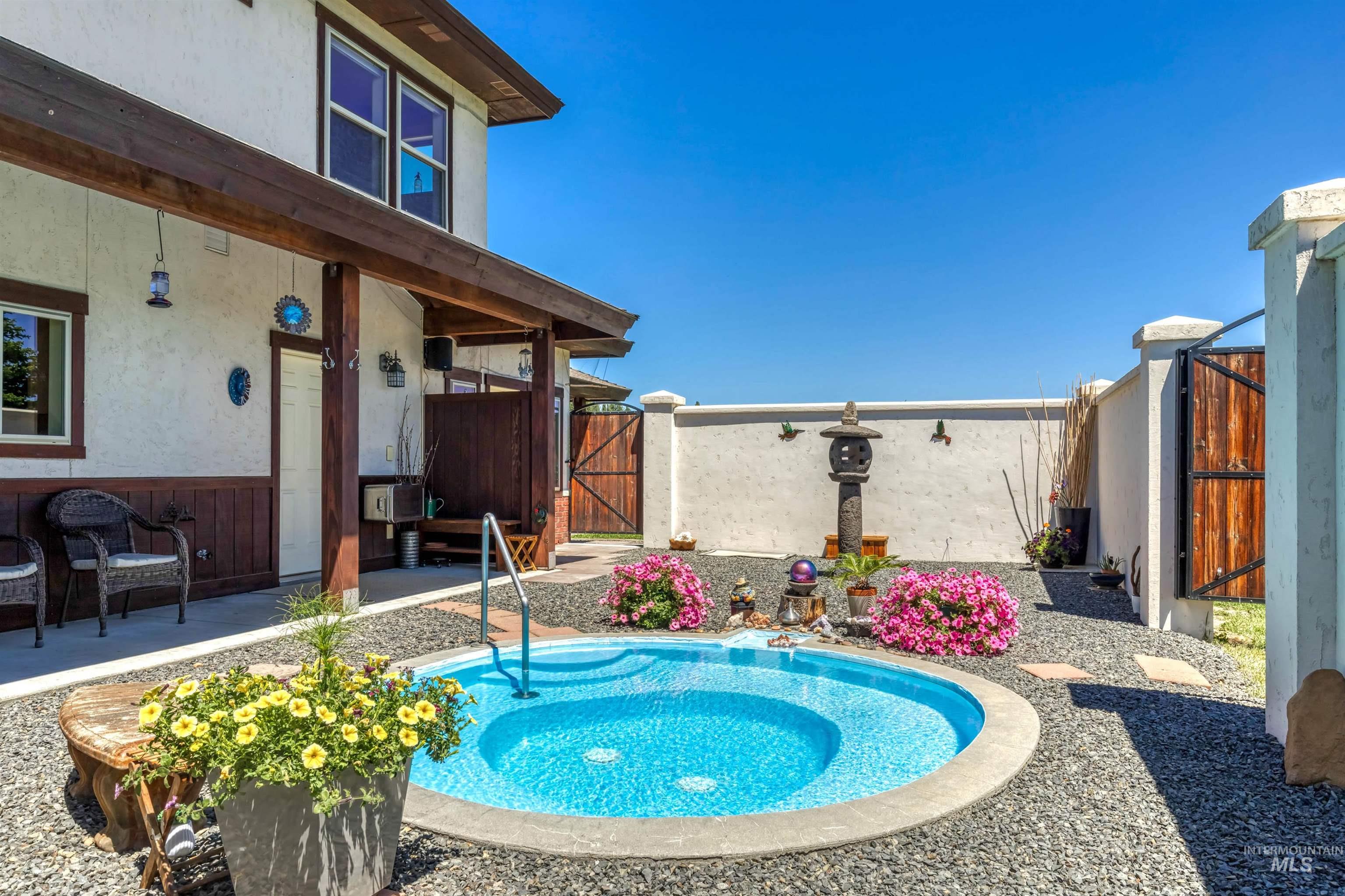 610 Cabarton Road, Cascade, ID 83611 — photo 2