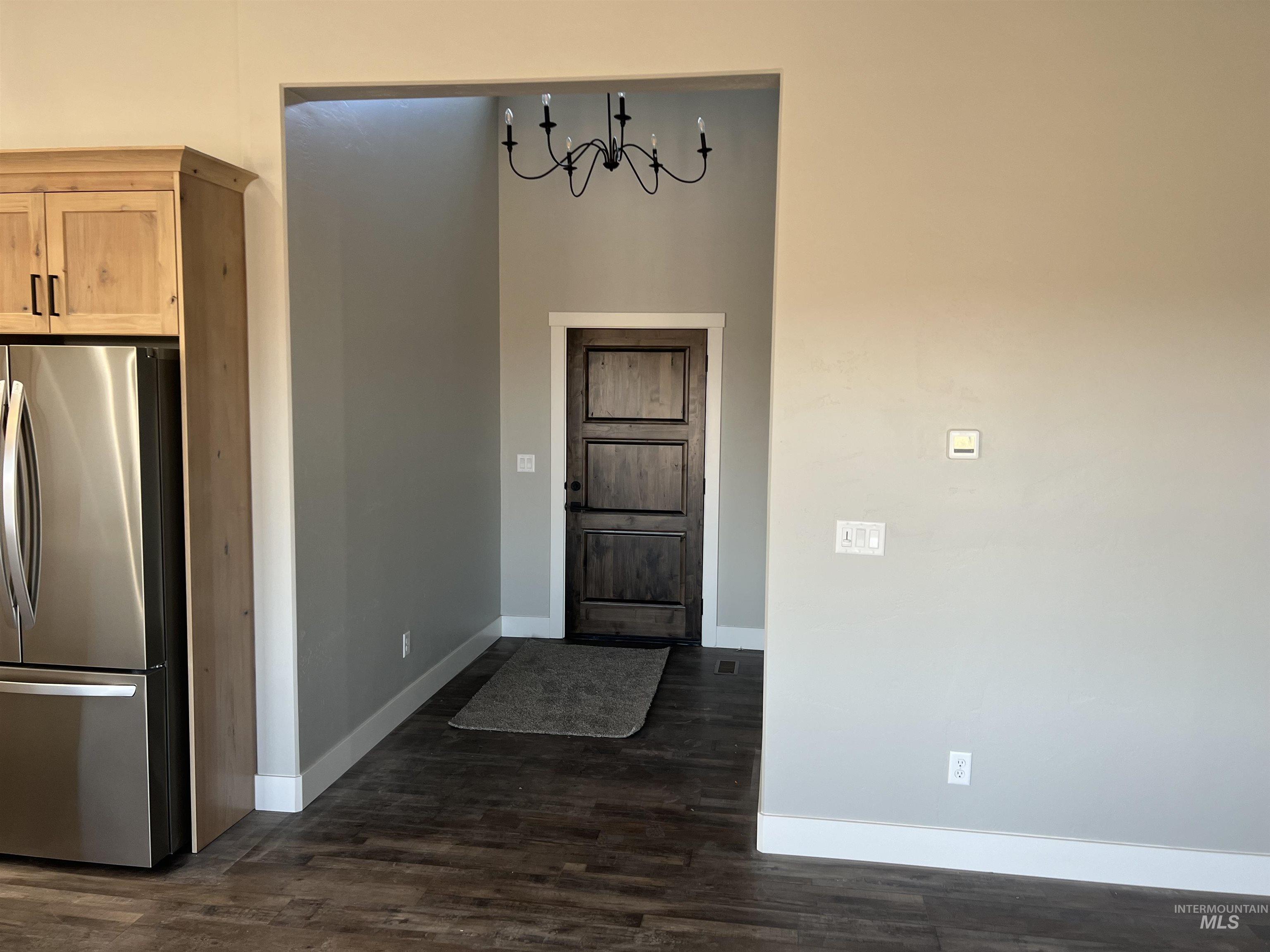 818 23rd Ave E, Jerome, ID 83338 — photo 3