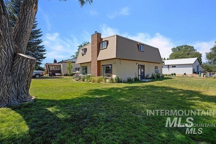 312 Boyd St W — photo