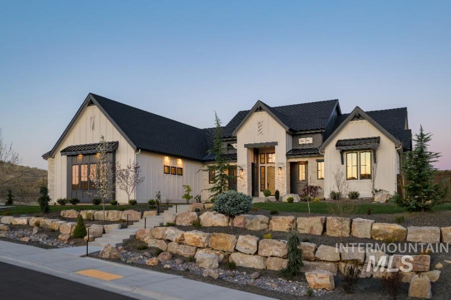 3443 N Harvest Moon Way — photo