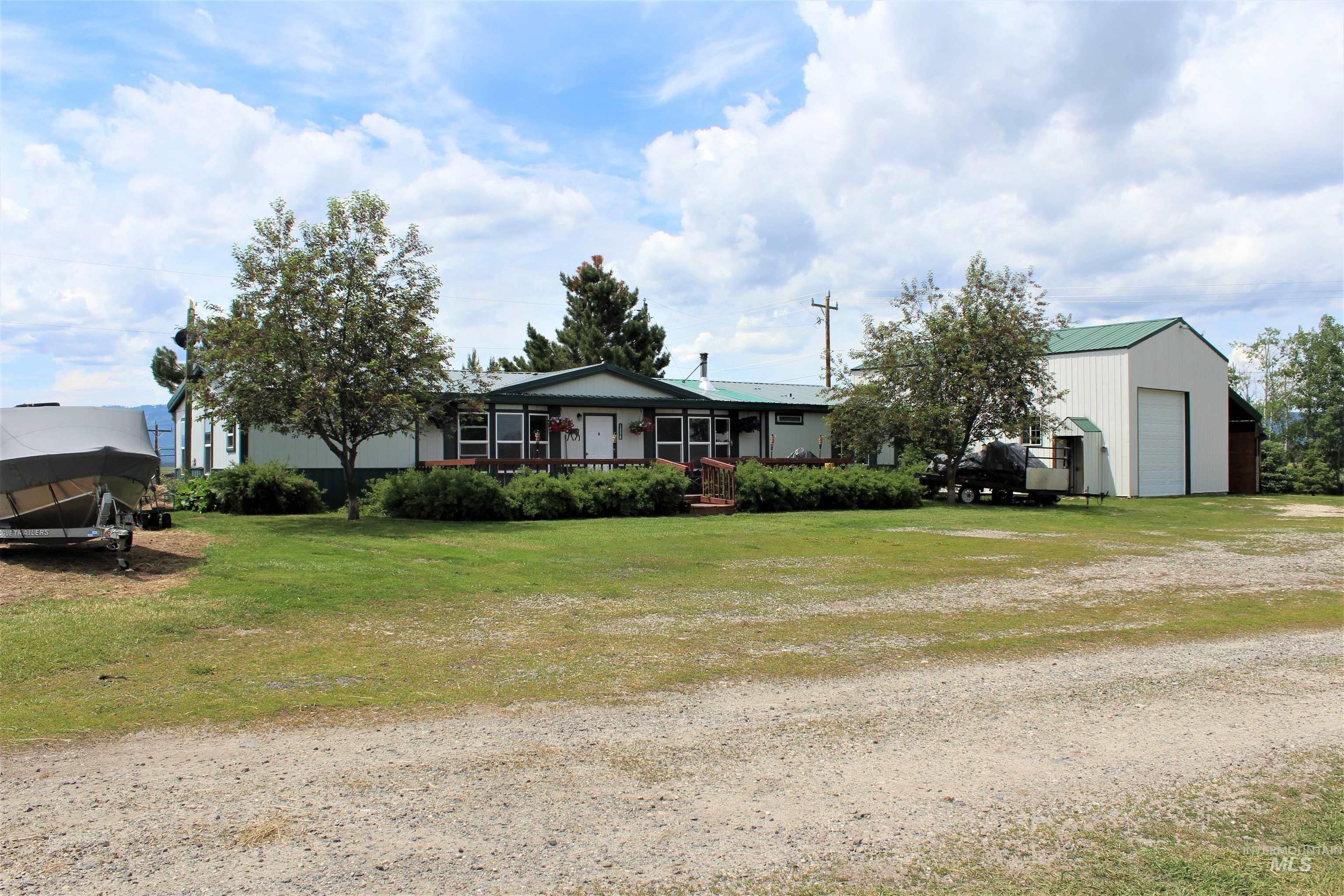 13576 Farm To Market — photo