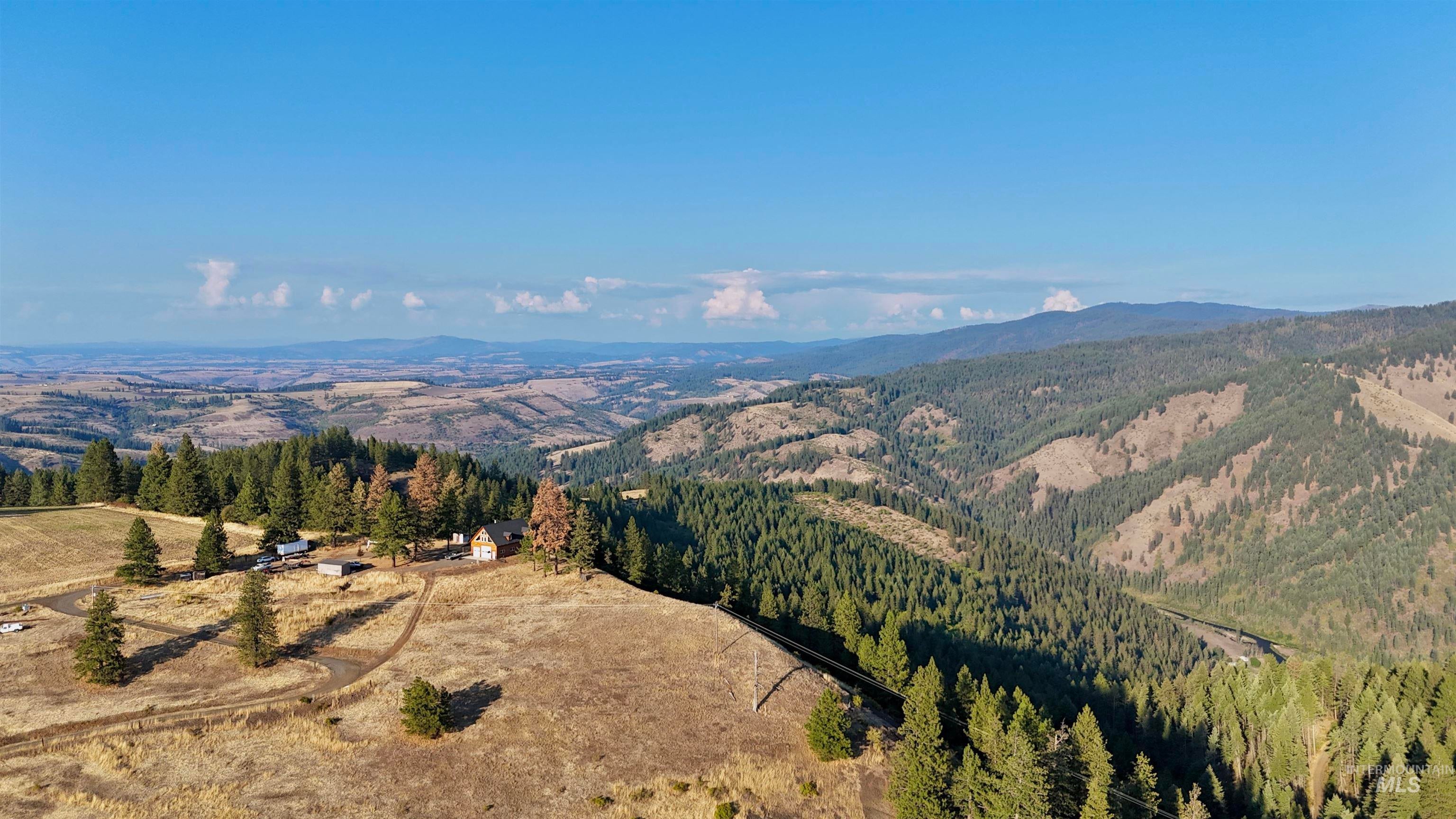 929 Mt. Idaho Grade Rd — photo