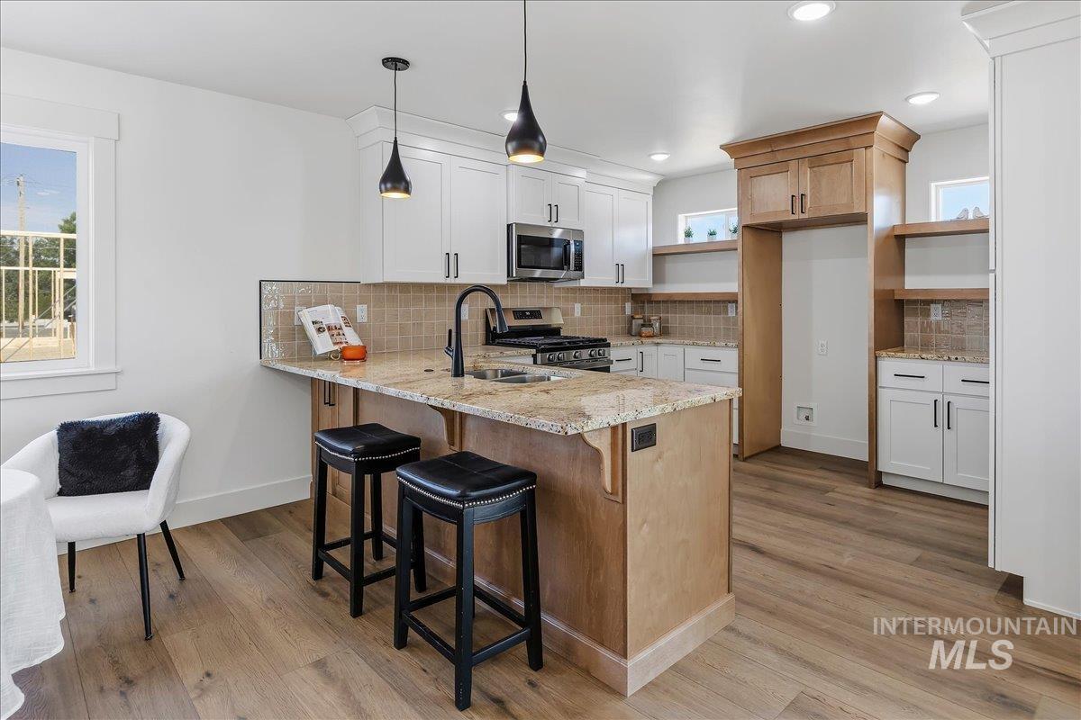 1504 Tverdy Lane — photo
