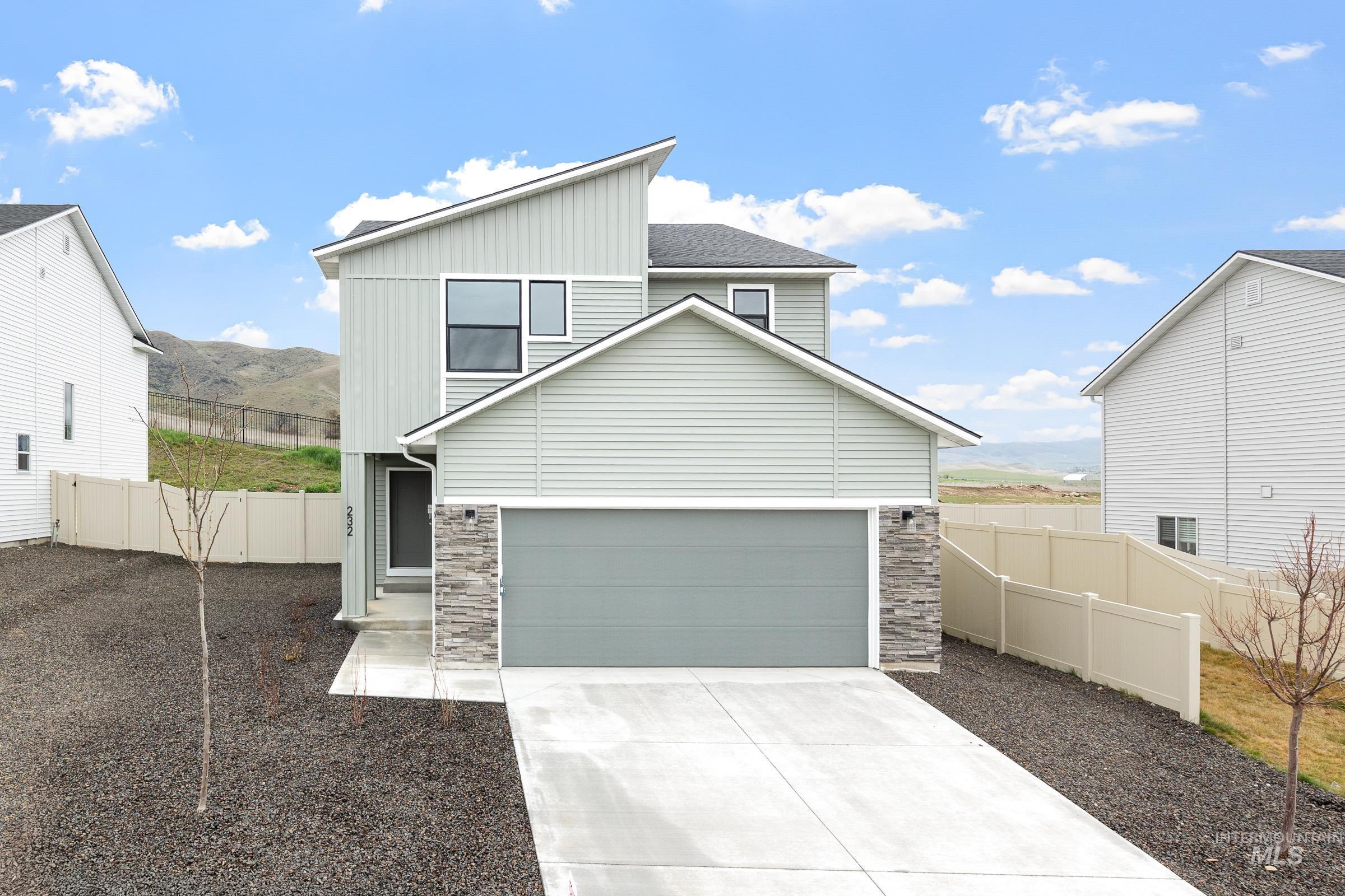 232 Caribou Ct — photo