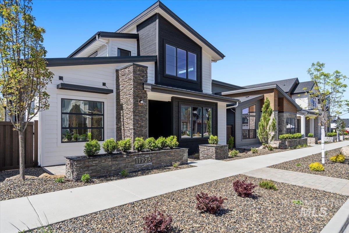 11725 N Rabbitbrush Way — photo