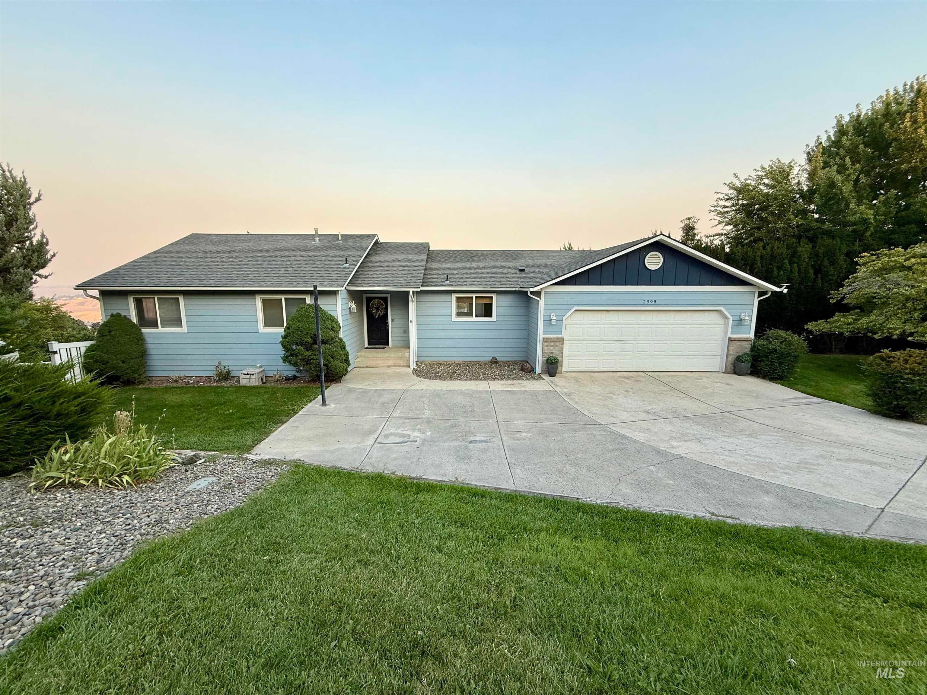 2995 Dove Drive — photo