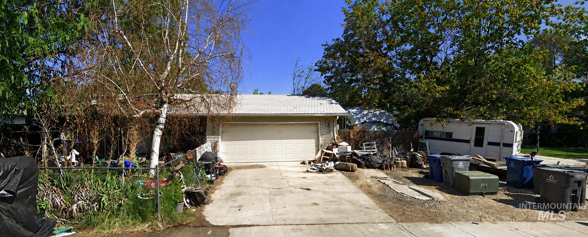 2309 Carter Ct — photo