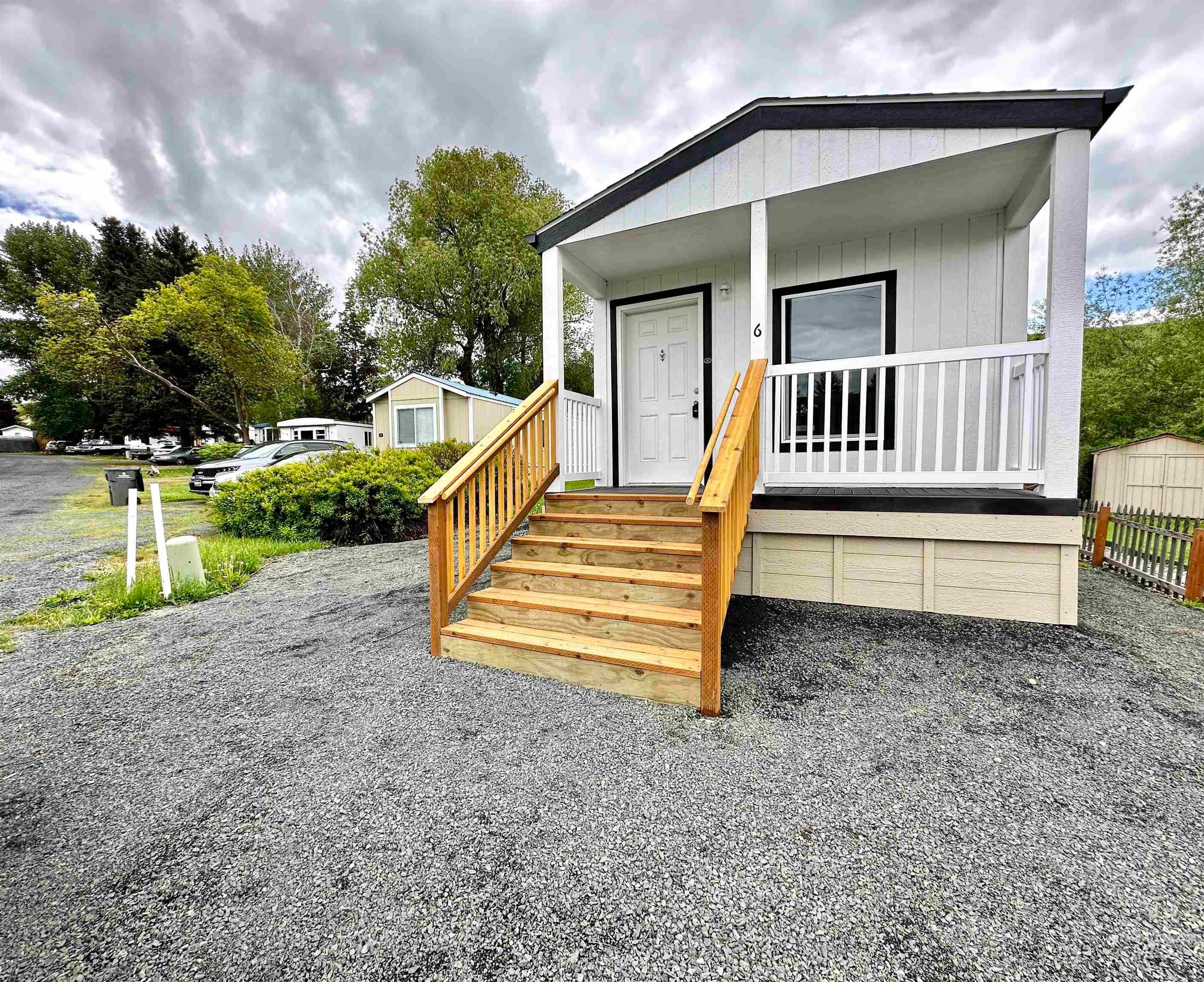 1025 Eid Rd #6 — photo