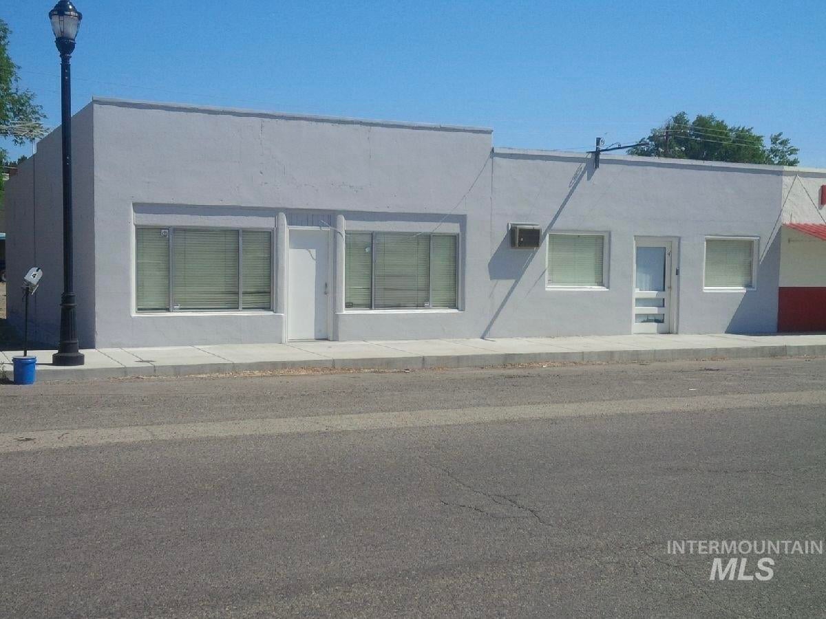 4 & 6 W Owyhee Ave — photo