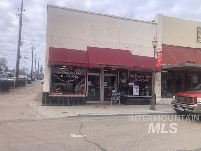 431 State St — photo