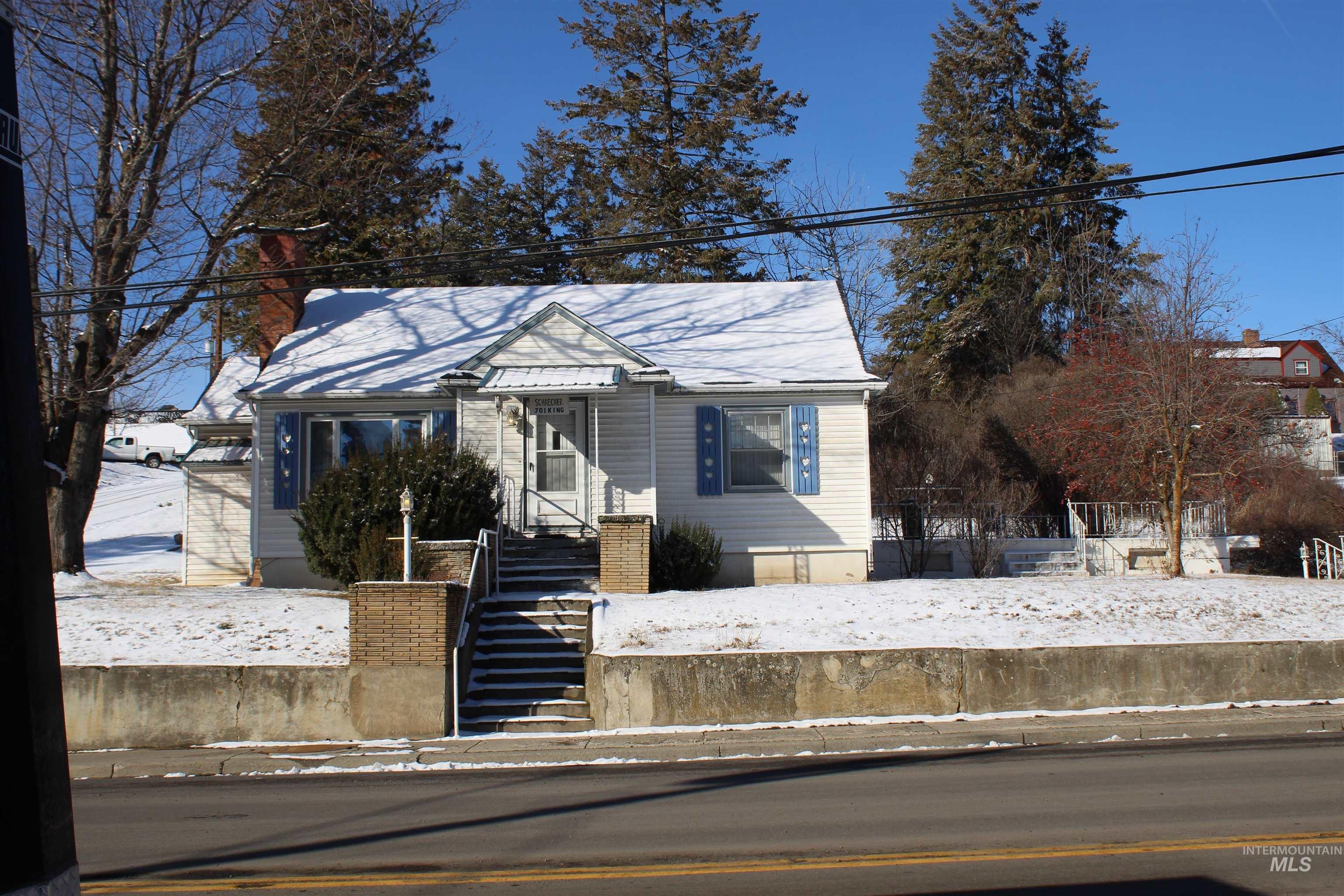 701 King Street — photo