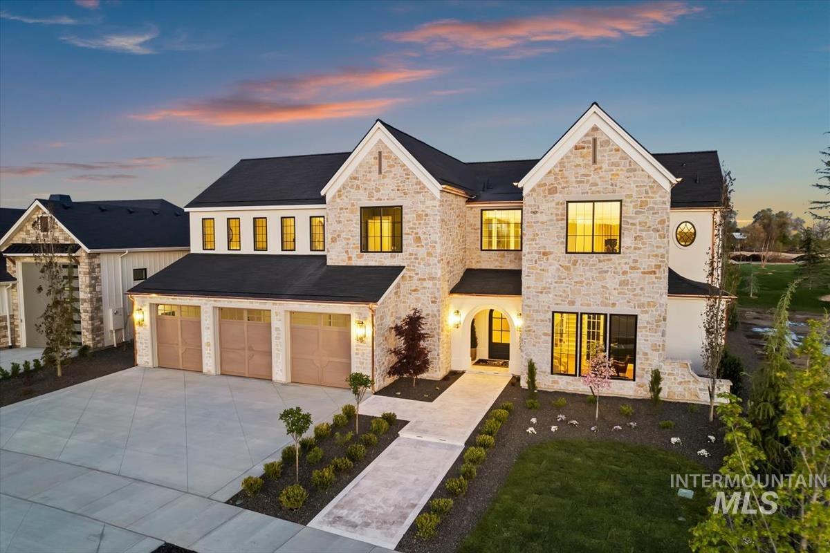 3572 N Harvest Moon Way — photo