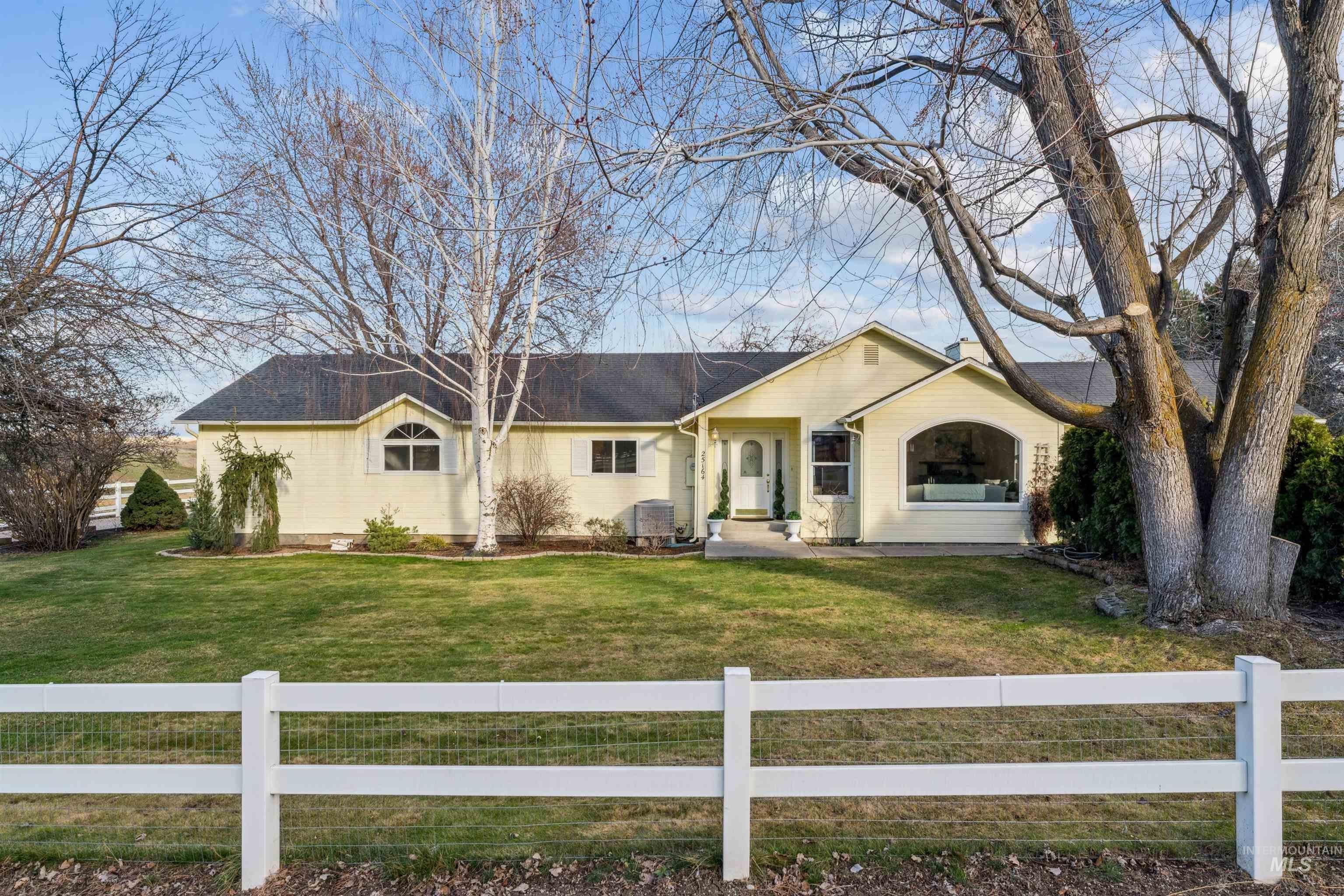 25164 Lansing Lane — photo