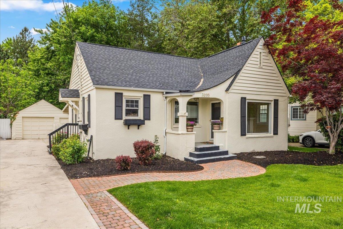 3205 W Crescent Rim Drive — photo