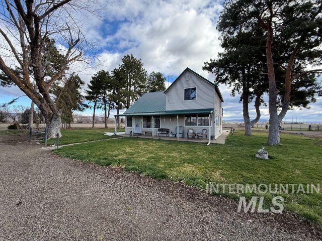 848 Jonathan Rd — photo