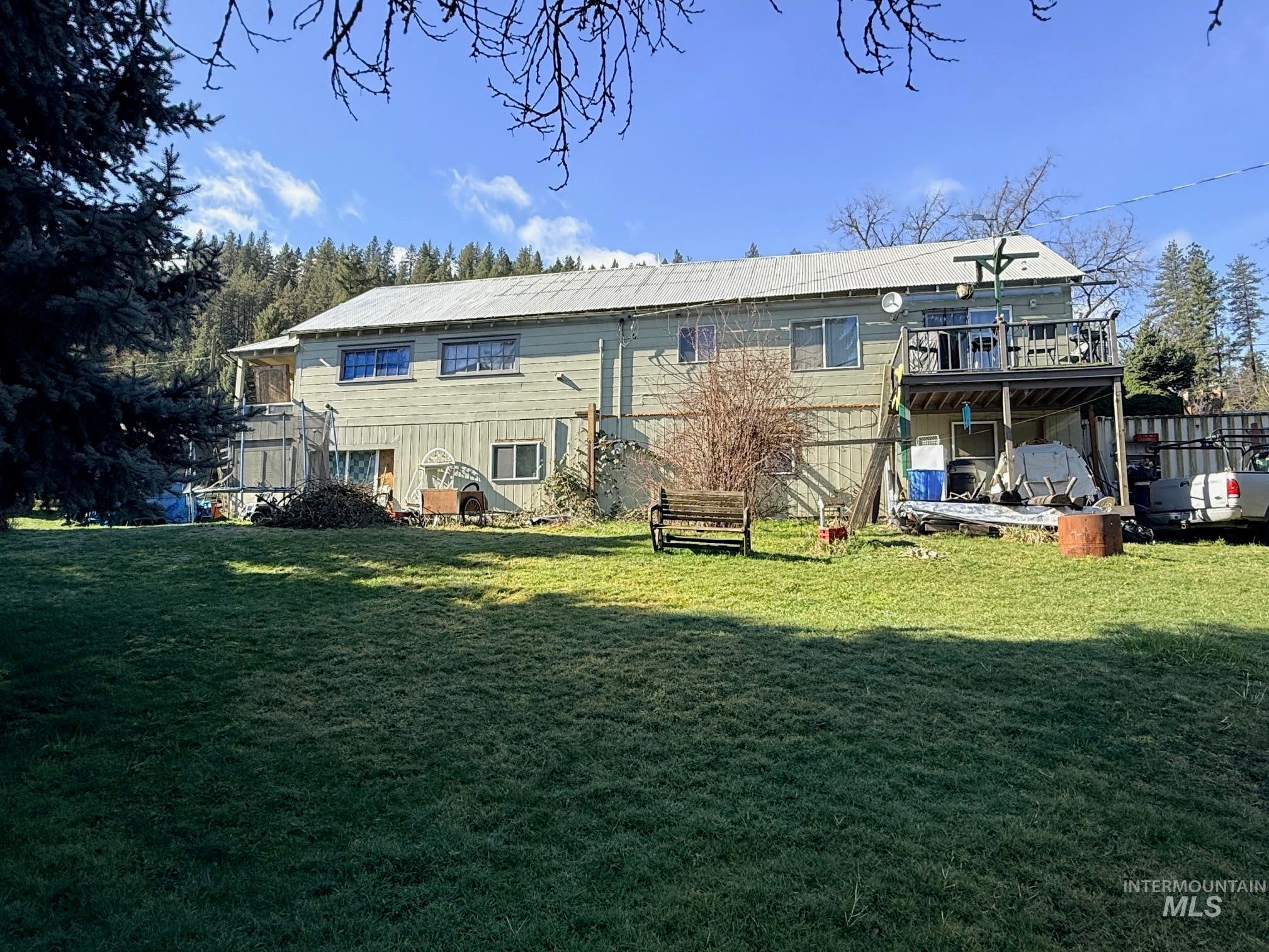 335 N Pine St — photo