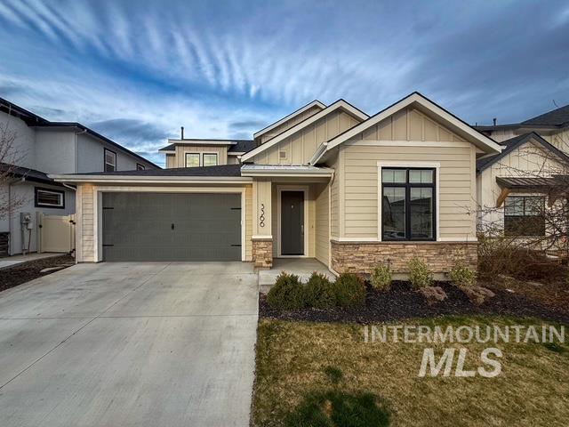 3366 W Lassen Dr — photo