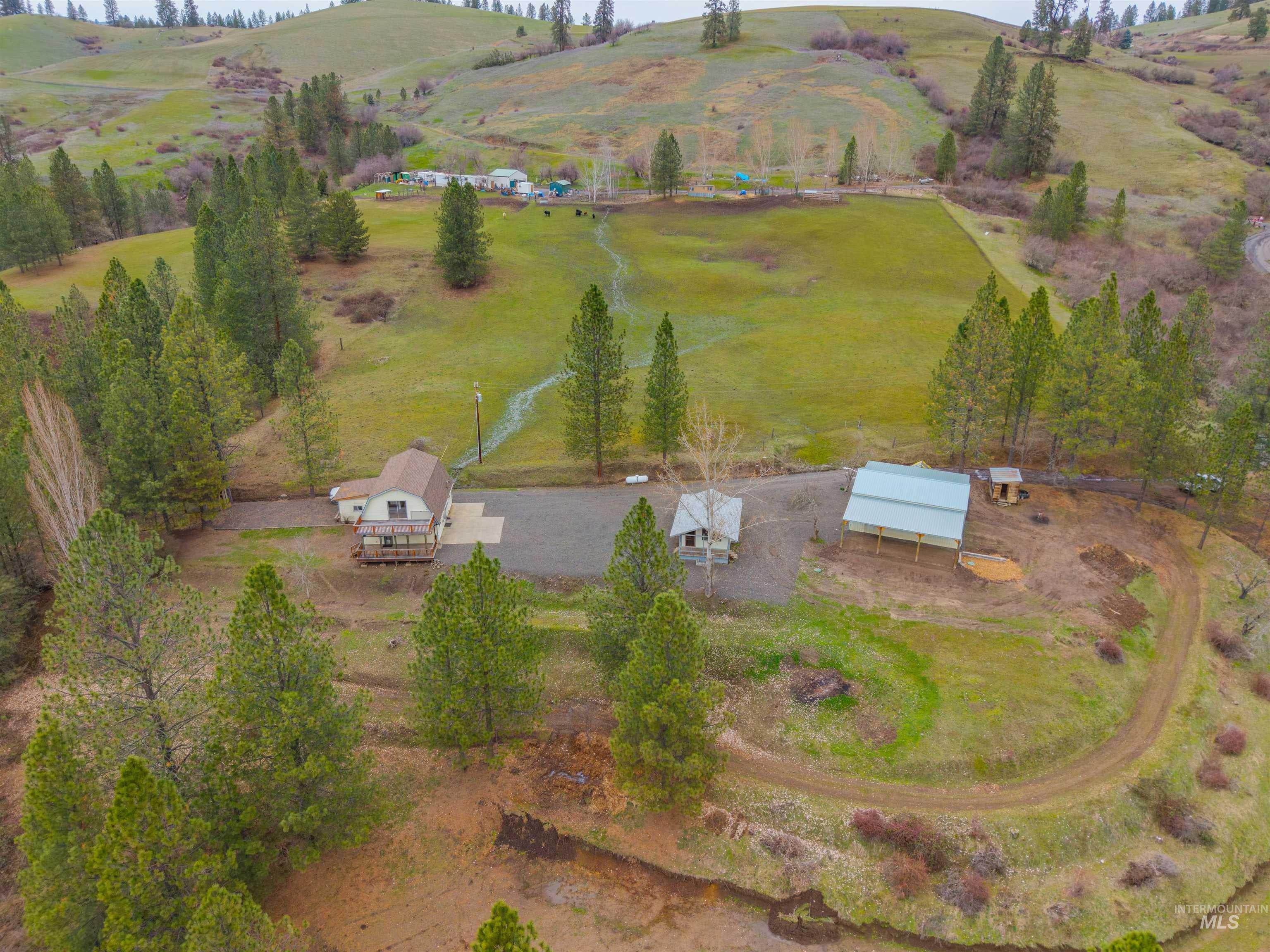 21511 Bandit Lane — photo