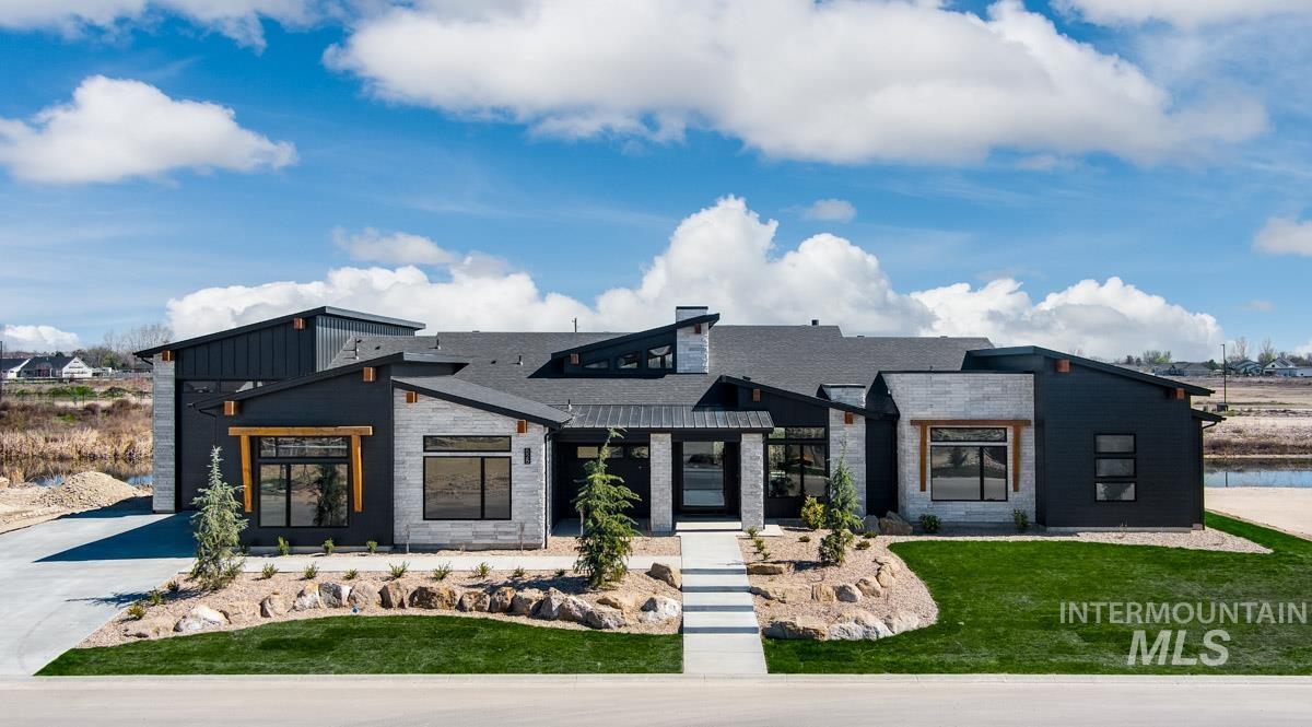 525 Founder Ave — photo