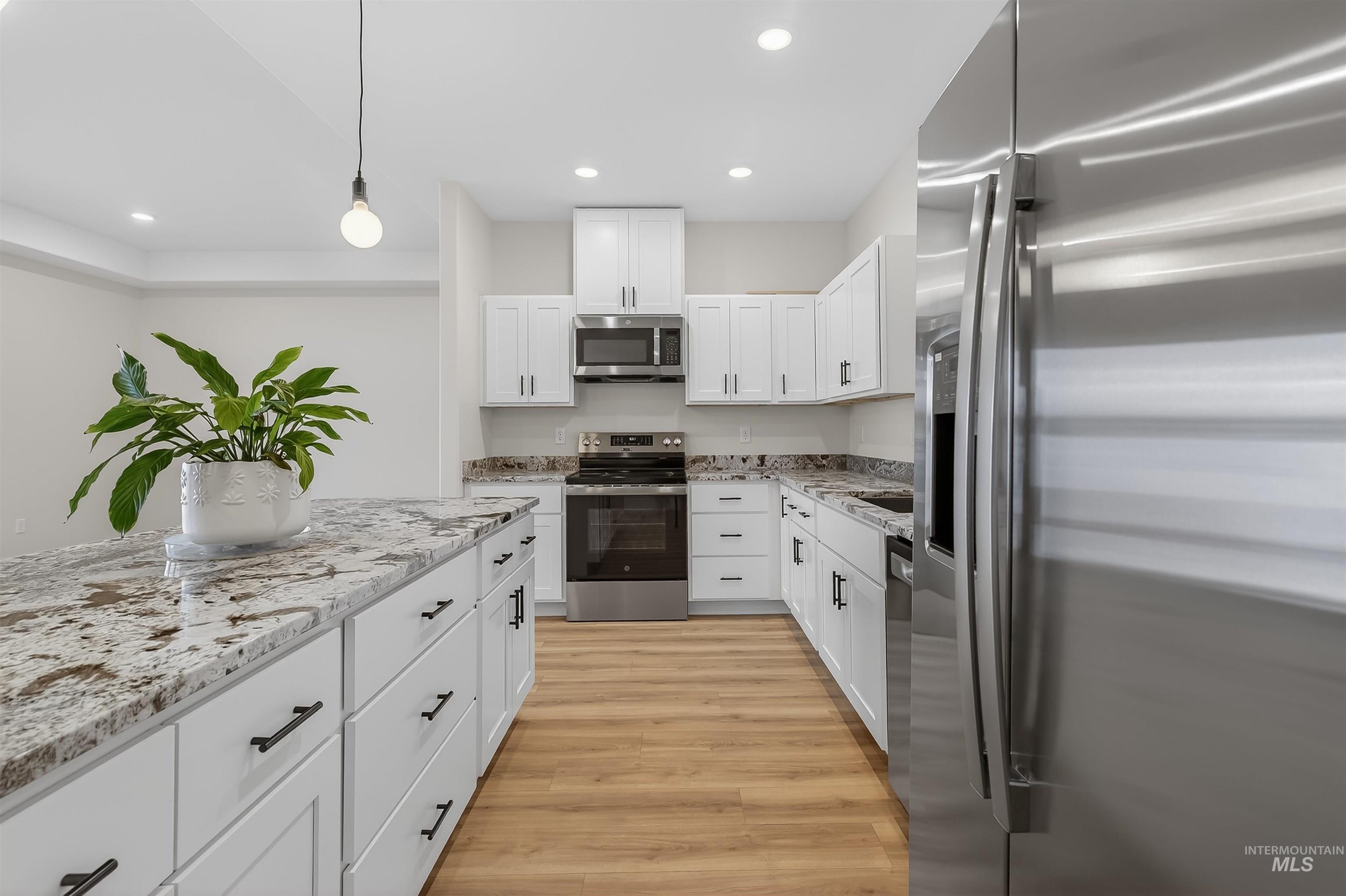 3714 Slate Court — photo
