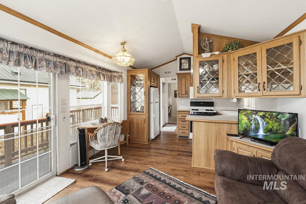 25 E Street, Cascade, ID 83611 — photo 3