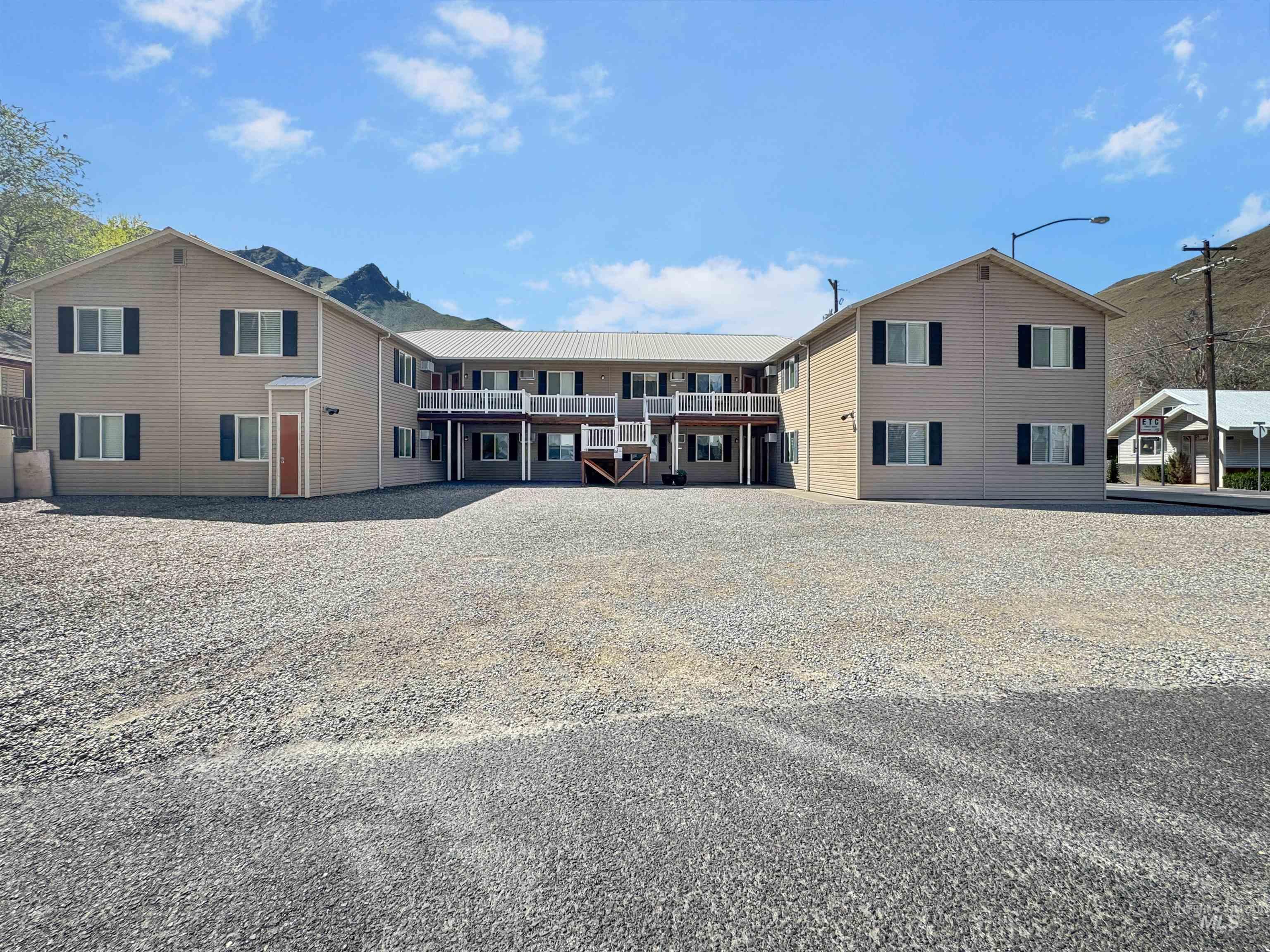 300 S Main #10, Riggins, ID 83549