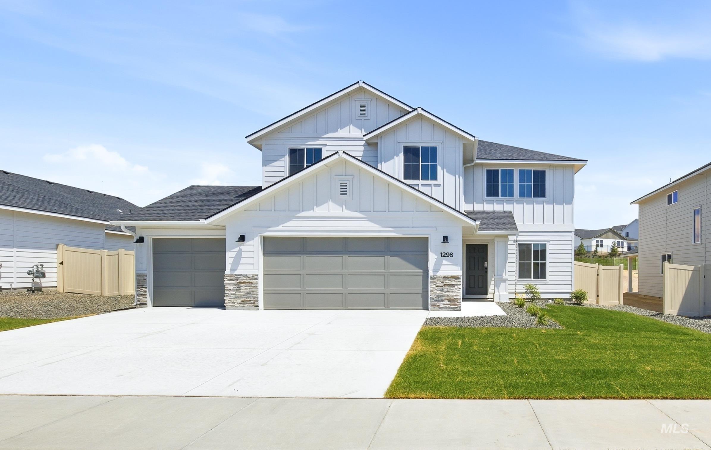 1298 W Pack River Dr — photo