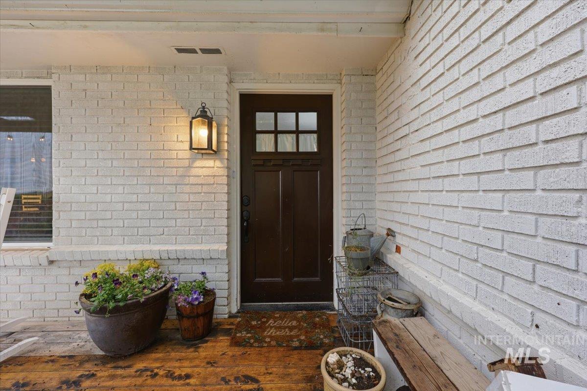 5625 Sunset Rd — photo