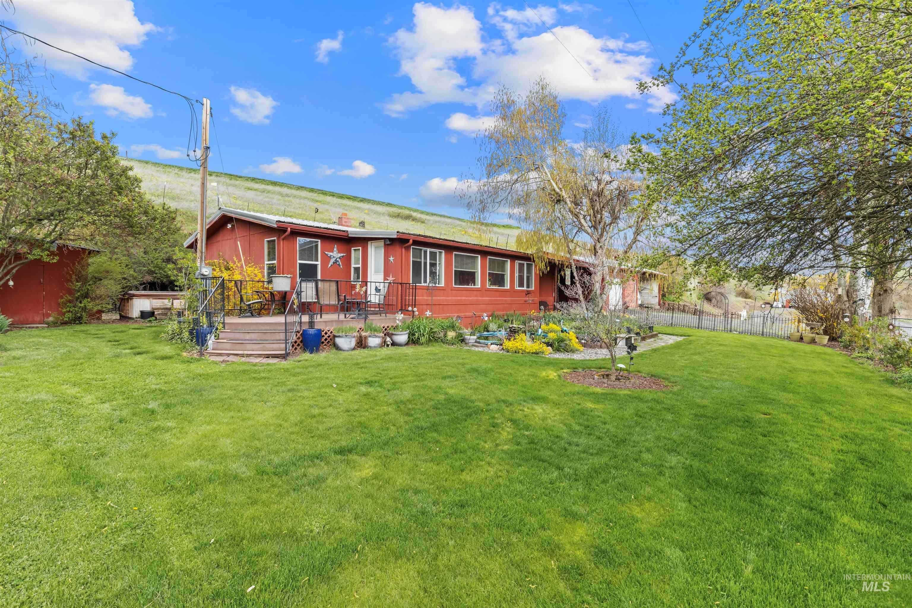 27535 Garden Gulch Road — photo