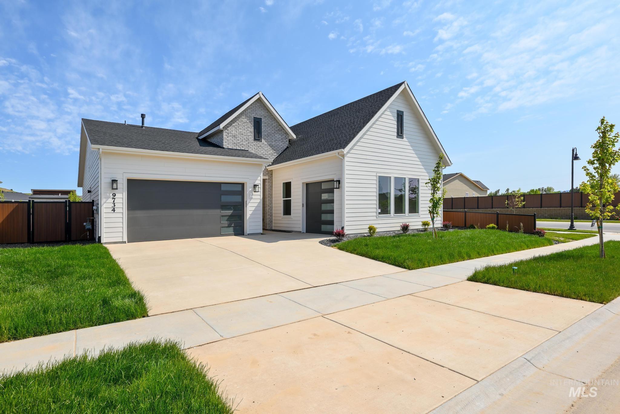 10883 W Wellness St — photo