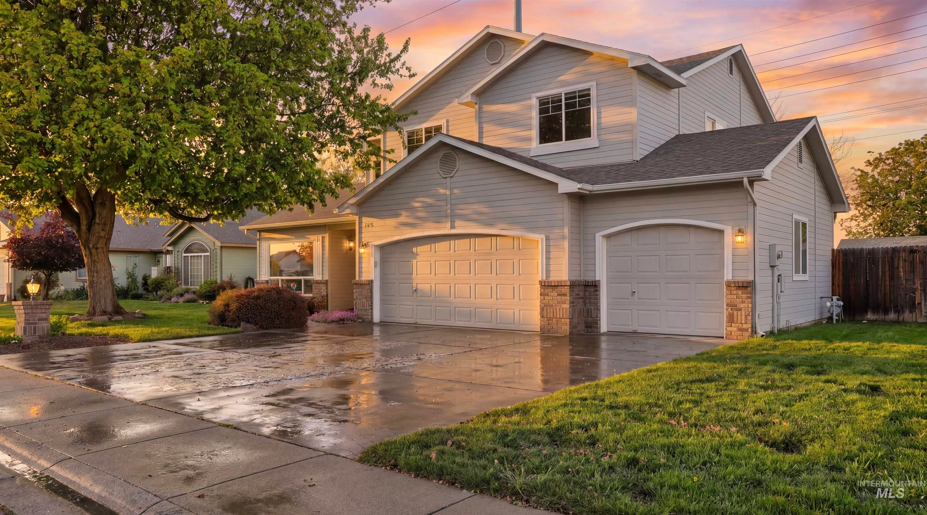 13926 W Bunkerhill Ct — photo