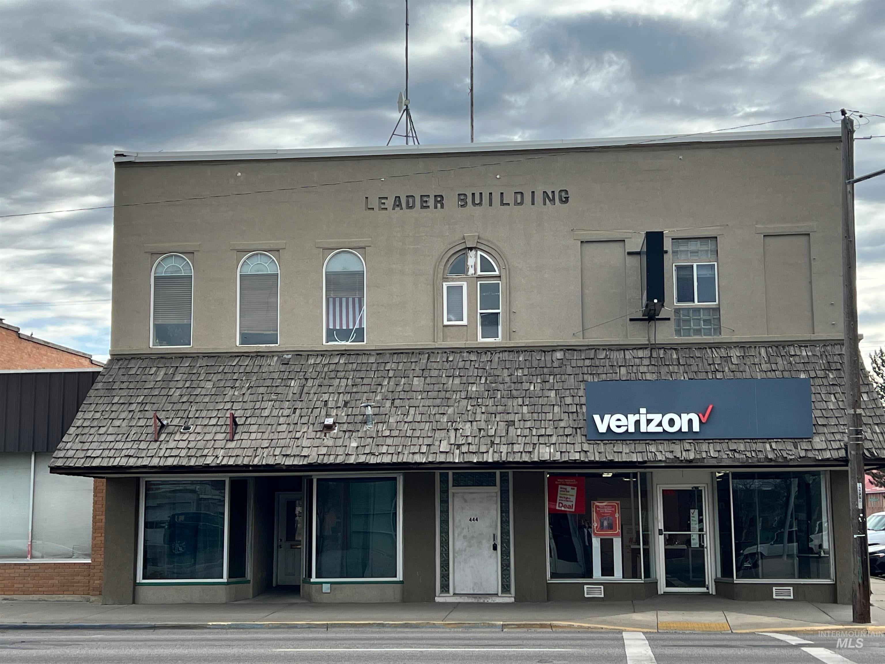 442/446 Main Street — photo